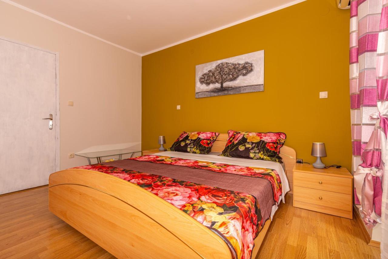 Apartmani Jasminka Драмаль Екстер'єр фото